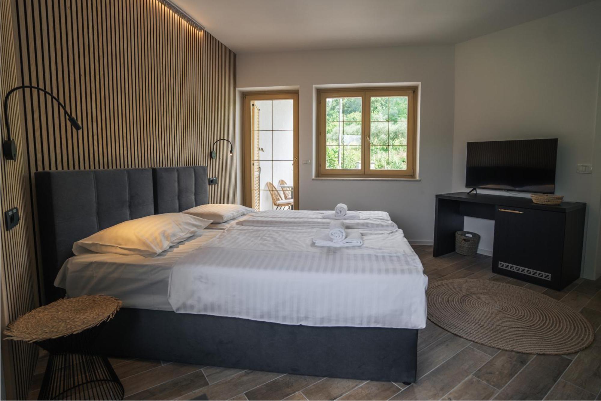 Hotel Rezidenca Ortus Ankaran Zewnętrze zdjęcie