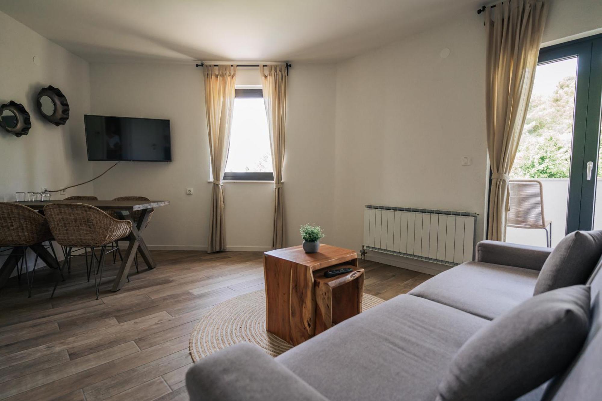 Hotel Rezidenca Ortus Ankaran Zewnętrze zdjęcie